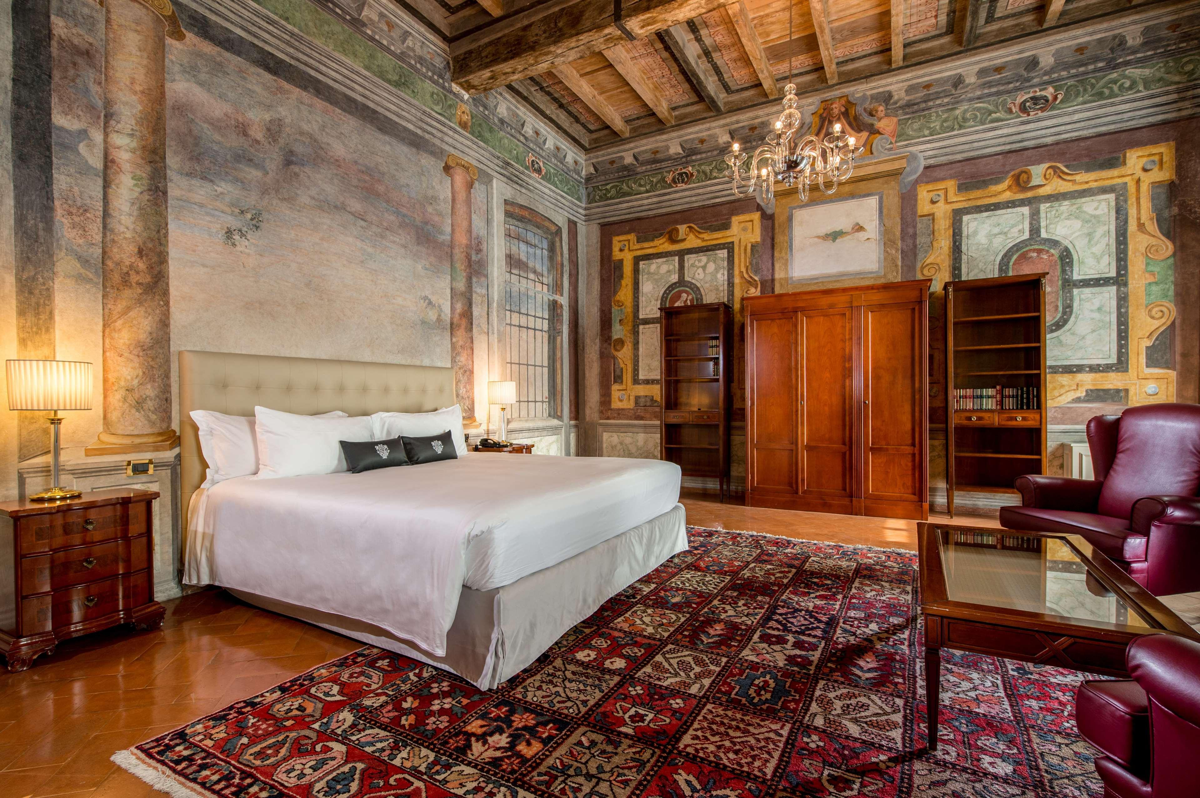 Grand Hotel Villa Torretta, Curio Collection by Hilton Sesto San Giovanni Esterno foto